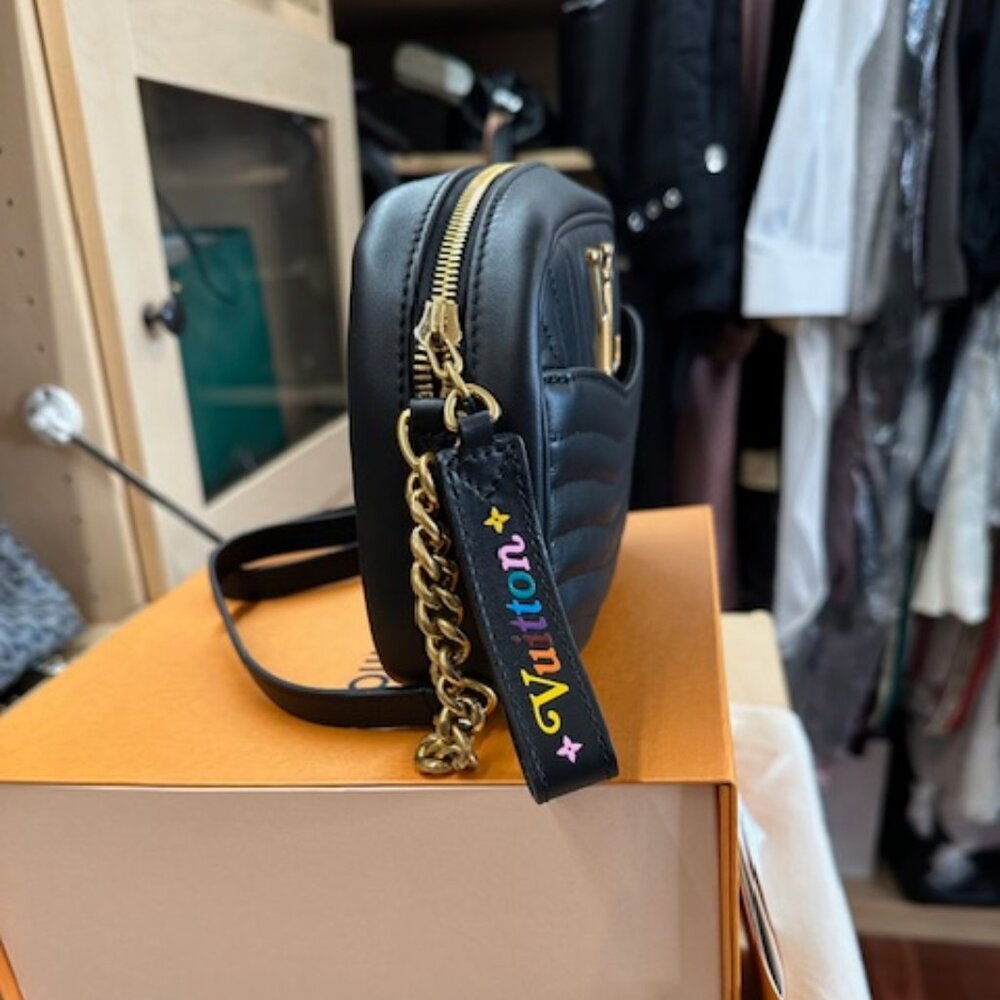 Louis Vuitton Black Leather Camara Bag Brand new in Box - Picture 3 of 11